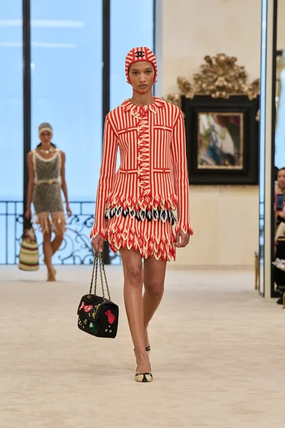 Look 59